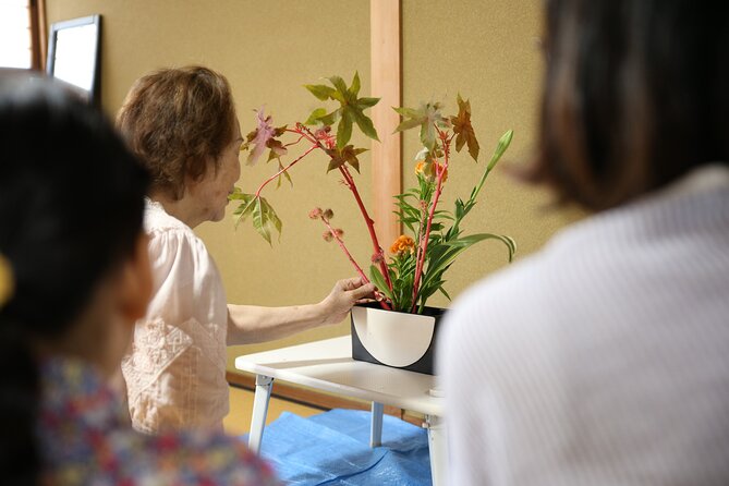 Special Ikebana Experience Guided by an Ikebana Master, Mrs. Inao - The Art of Ikebana in Japan