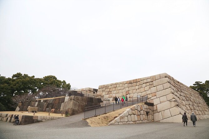 Tokyos Imperial Palace & Nihonbashi Tour - Imperial Palace East Gardens