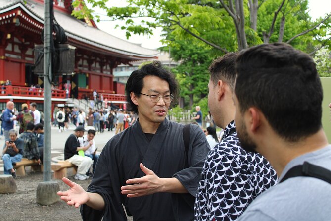 Asakusa Walking Tour With an Experienced Japanese Comedian - Just The Basics