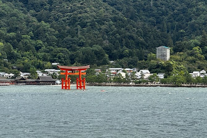 Miyajima Island Tour With Certified Local Guide - Exploring Miyajima Island Wonders