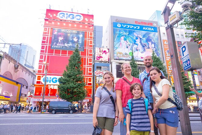 Private Akihabara Walking Tour With Otaku and Photography