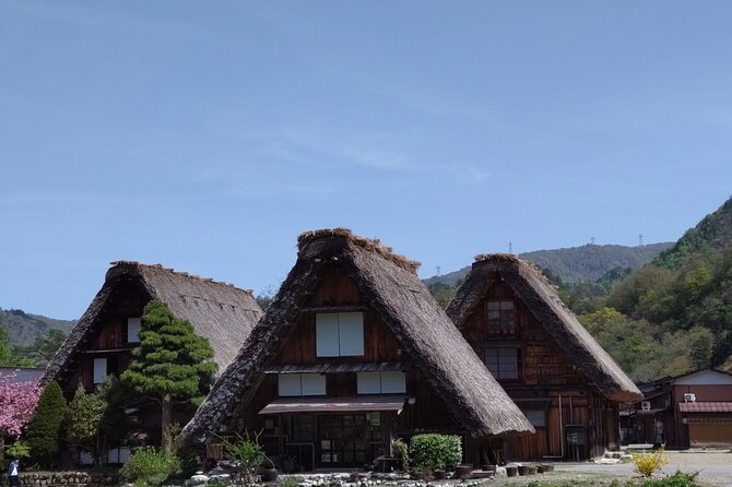 [Day Trip Bus Tour From Kanazawa Station] Weekend Only! World Heritage Shirakawago Day Bus Tour - Meeting and Pickup Information