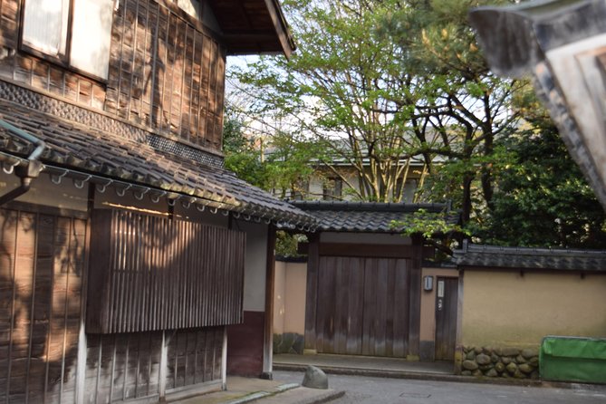 Private & Personalized Full Day Walking Experience In Kanazawa (8 Hours) - Meeting and Pickup Arrangements