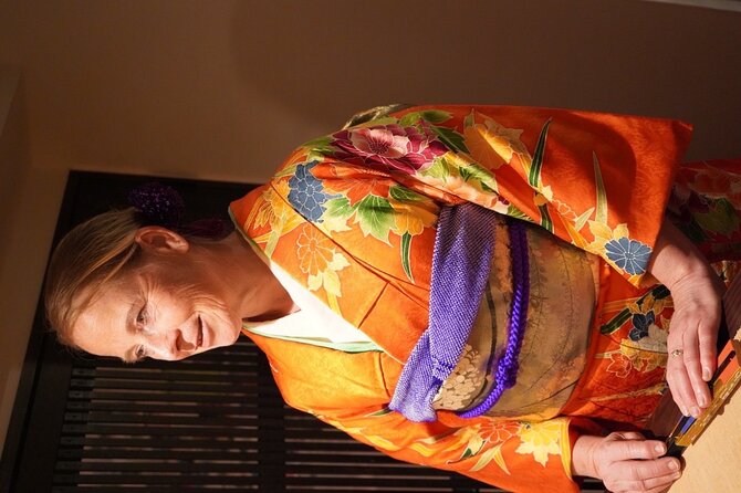 Traditional Elegance: Private Kimono Experience in Luxurious Silk - Delve Into Japanese Tradition