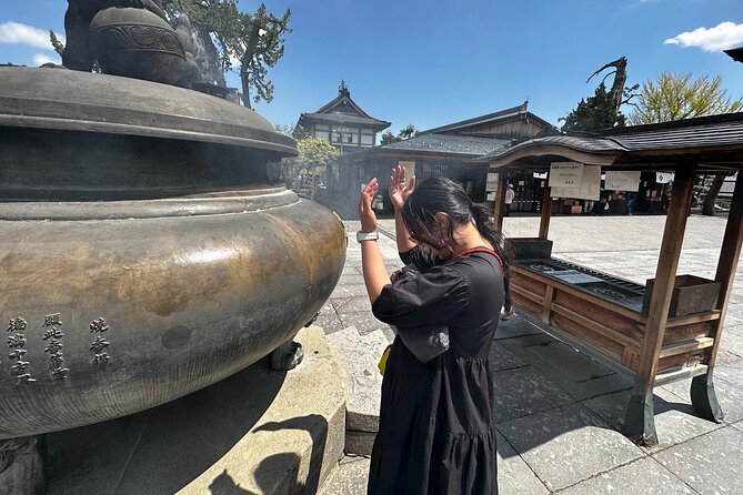 Food & Cultural Walking Tour Around Zenkoji Temple in Nagano - Unwrapping 1400 Years of History