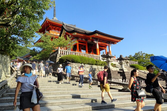 Higashiyama Kiyomizudera and Yasaka Shrine Discovery Walking Tour - Discovering Hidden Gems