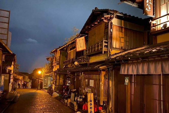 Kyoto Night Walk Tour (Gion District) - Getting Ready for the Tour