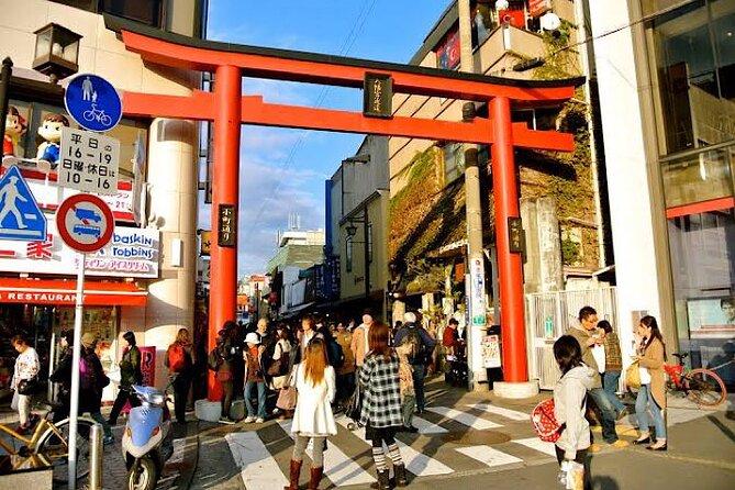 Private Kamakura and Yokohama Sightseeing Day Trip With Guide - Pickup and Meeting Details