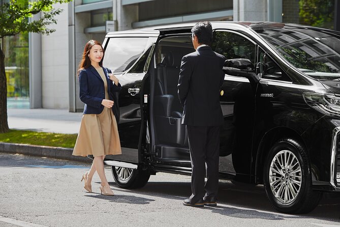 Private Transfer From Tokyo to Haneda Airport - Pricing and Inclusions