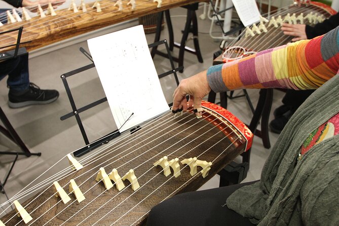 Experiential Lesson of the Japanese Instrument Koto - Exploring Hiroshimas Hidden Gems