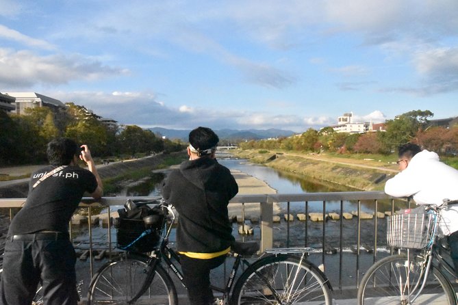 Cycle Kyotos Hidden Gems & Gion Stroll - Just The Basics