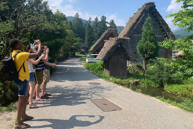 Shirakawago(Unesco World Heritage)/ Onsen / Hiking / 1day Tour - Just The Basics